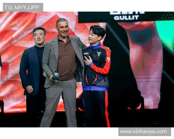 足球明星惊喜现身约会节目引发热议浪漫瞬间成焦点